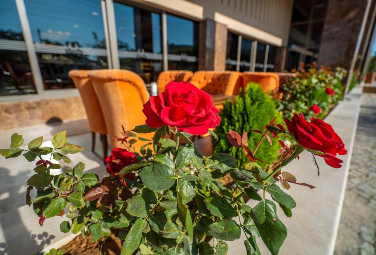 New Karaman Hotel Екстер'єр фото